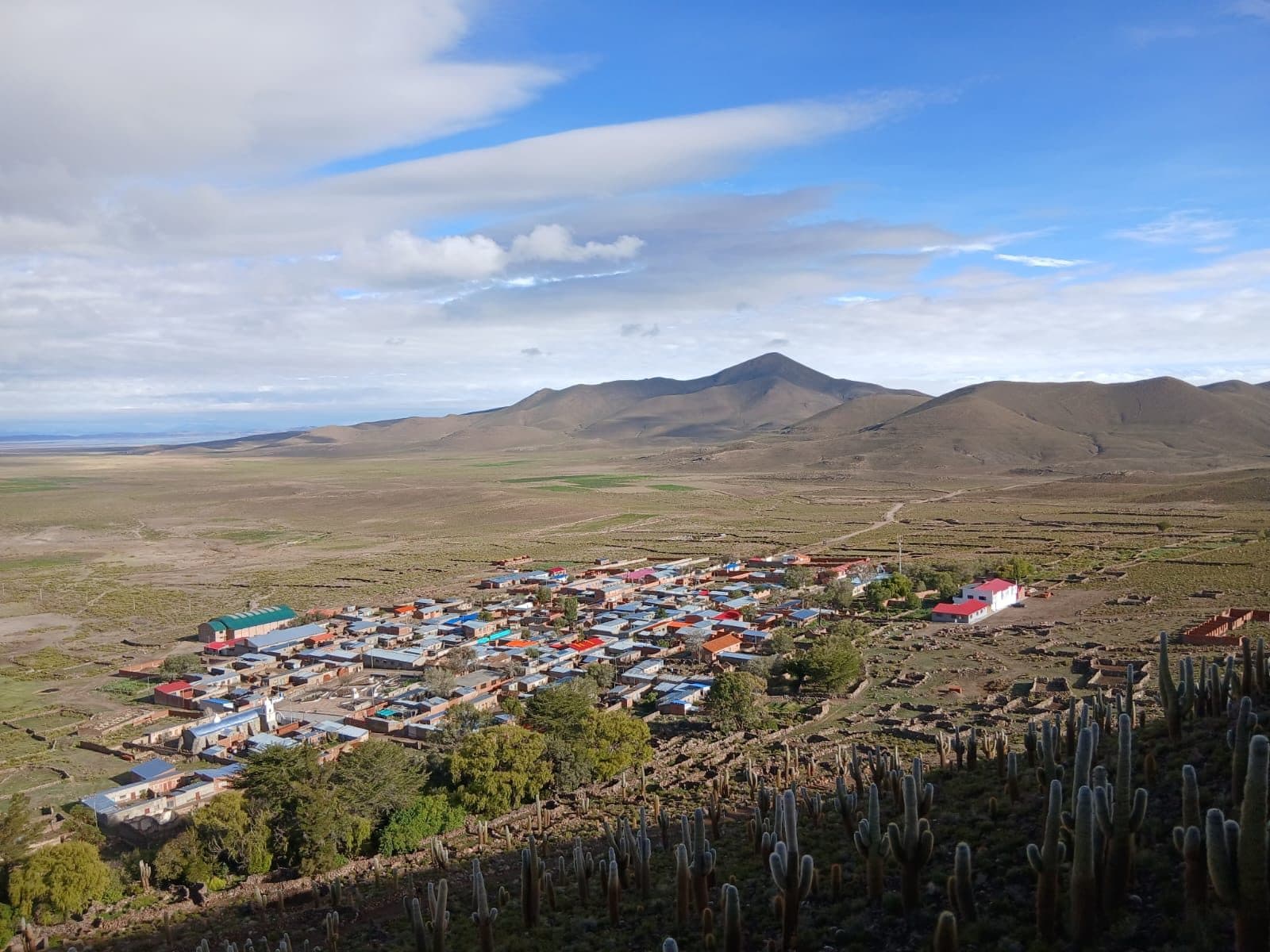 Agencha vista desde la falda de Pujgio
