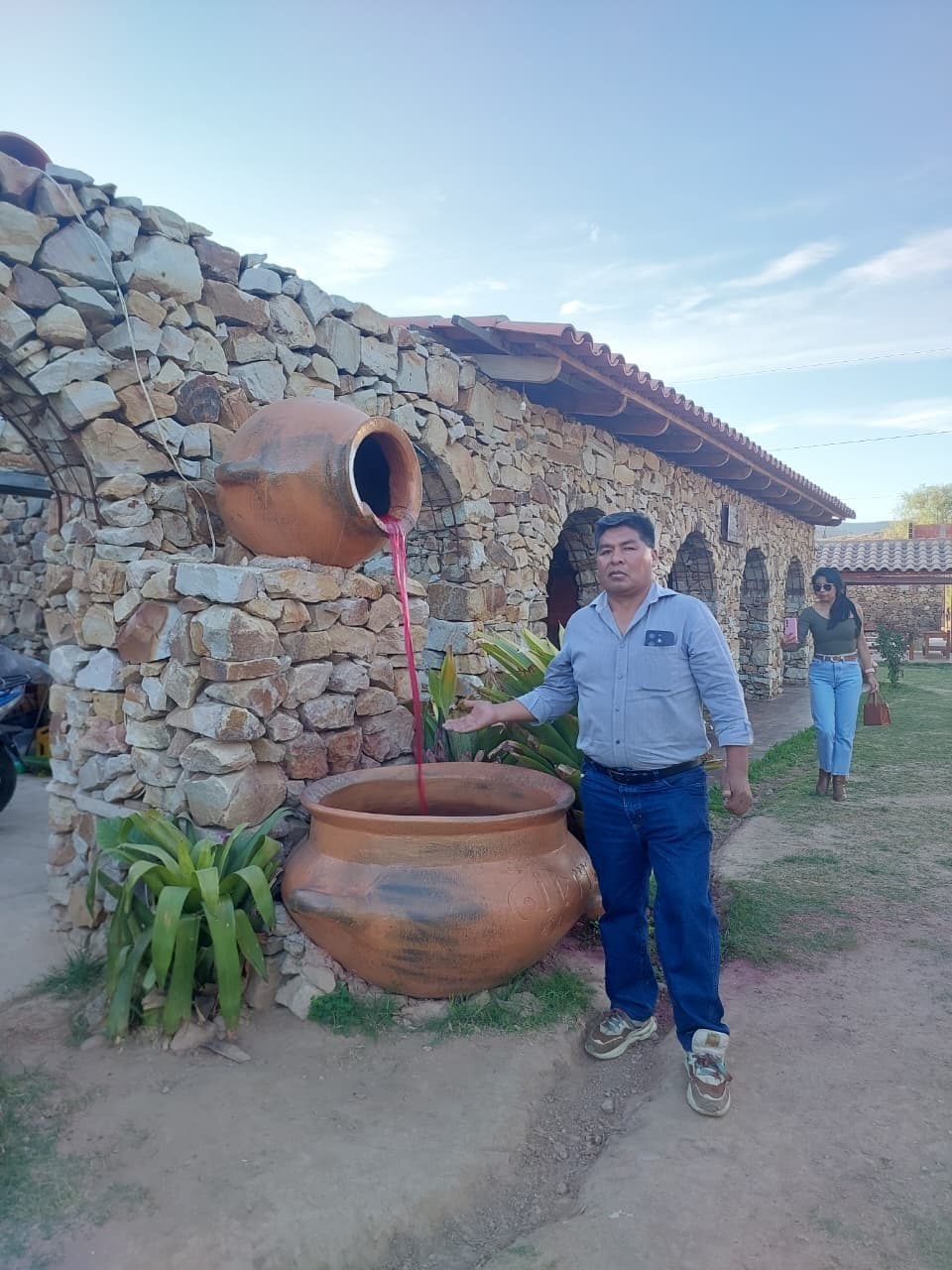 Guido Reyes Cayo en tierra chapaca, Tarija