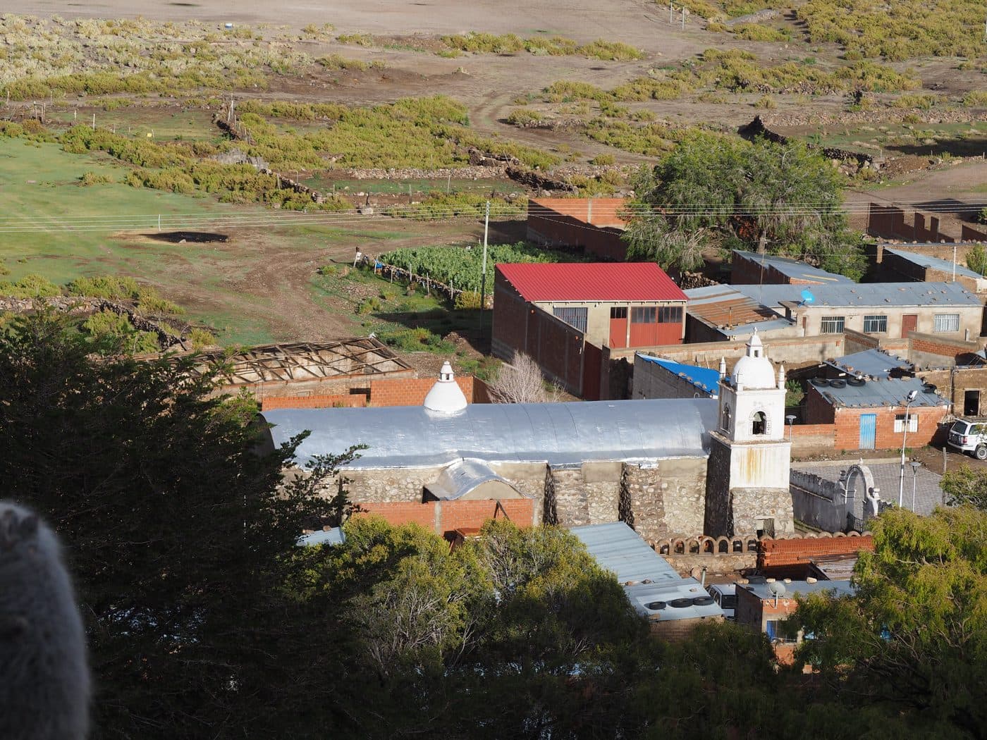 Iglesia de Agencha, vista lateral derecha